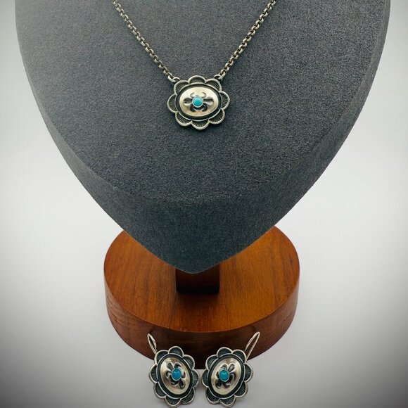 Kevin Randall Sterling Turquoise Concho Set: 18" Necklace & Earrings - Picture 2 of 6